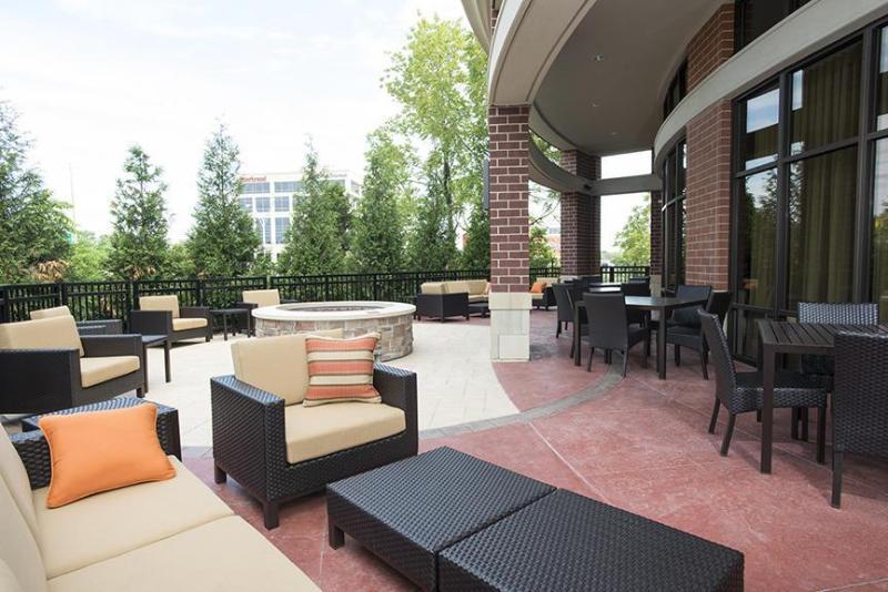 Courtyard By Marriott Cincinnati Midtown/Rookwood Ngoại thất bức ảnh