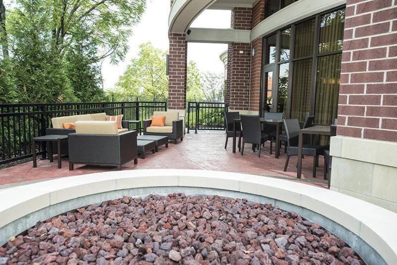 Courtyard By Marriott Cincinnati Midtown/Rookwood Ngoại thất bức ảnh