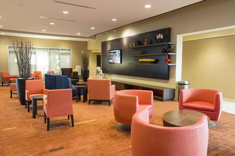 Courtyard By Marriott Cincinnati Midtown/Rookwood Ngoại thất bức ảnh