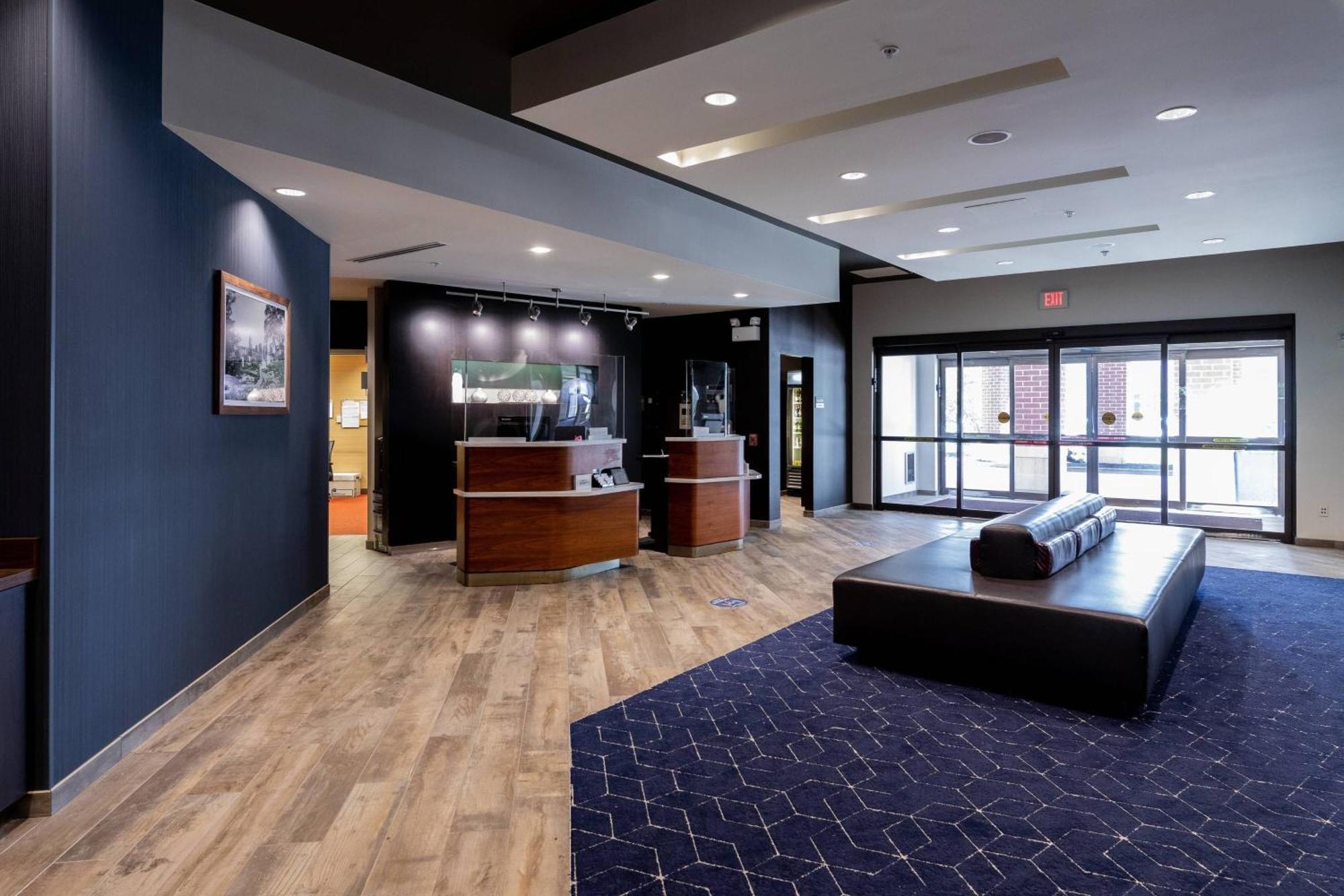 Courtyard By Marriott Cincinnati Midtown/Rookwood Ngoại thất bức ảnh
