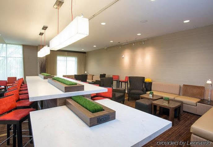 Courtyard By Marriott Cincinnati Midtown/Rookwood Ngoại thất bức ảnh