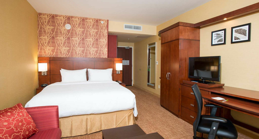 Courtyard By Marriott Cincinnati Midtown/Rookwood Ngoại thất bức ảnh